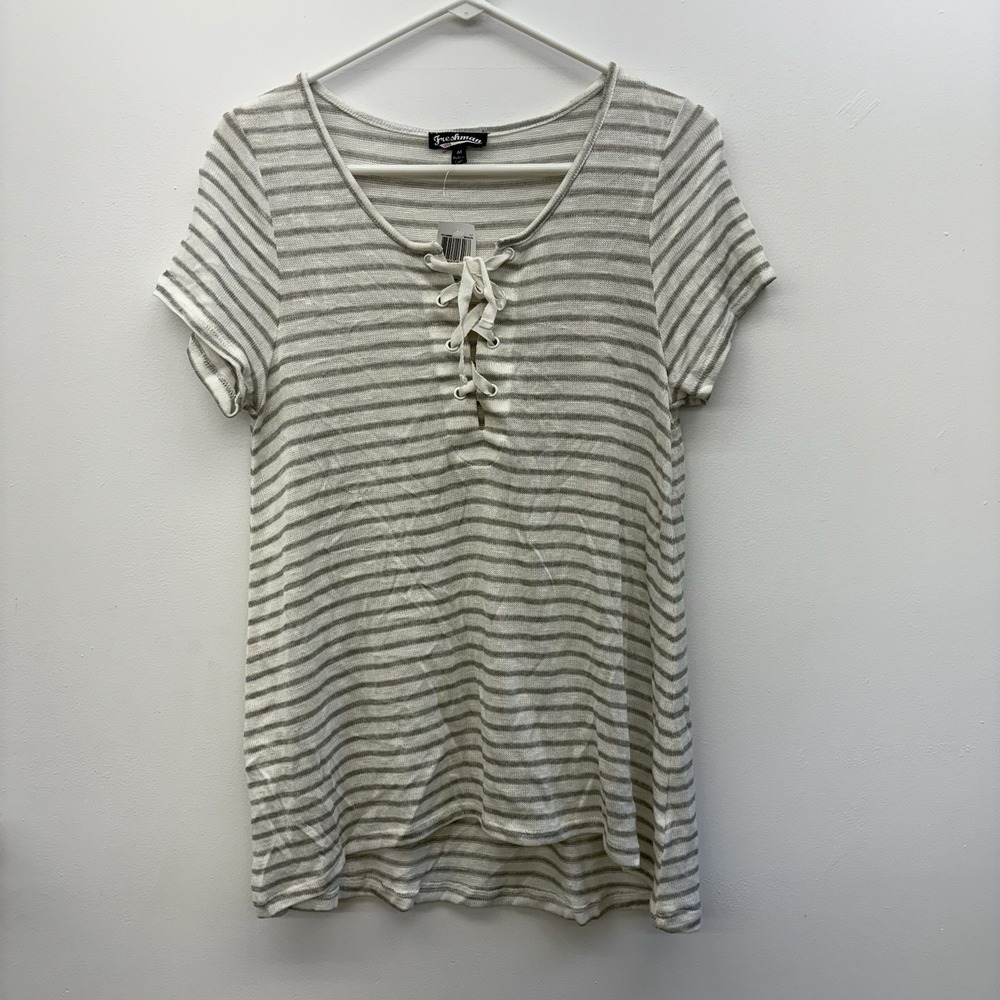 Freshmen 1996 Women's Striped Lattice Front Short‎ Sleeve Size Medium